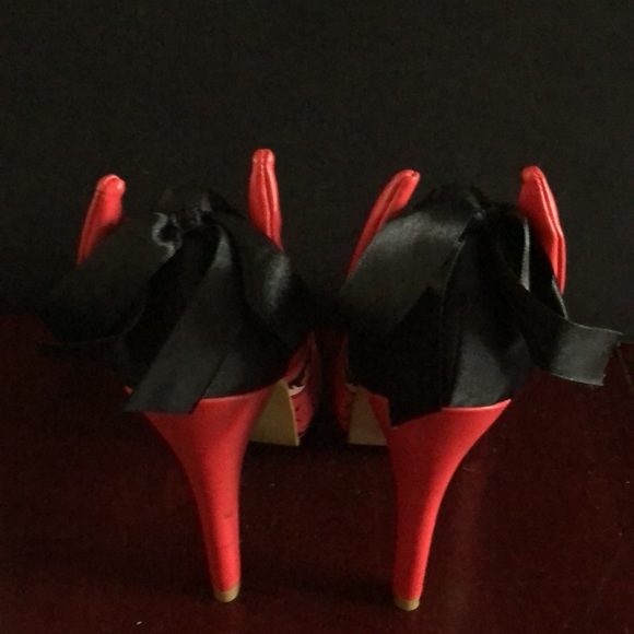 Iron Fist High Heels Shoes - Picture 2 of 6